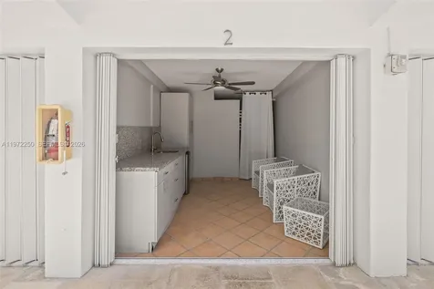 4925 Collins Avenue Miami Beach FL 33140