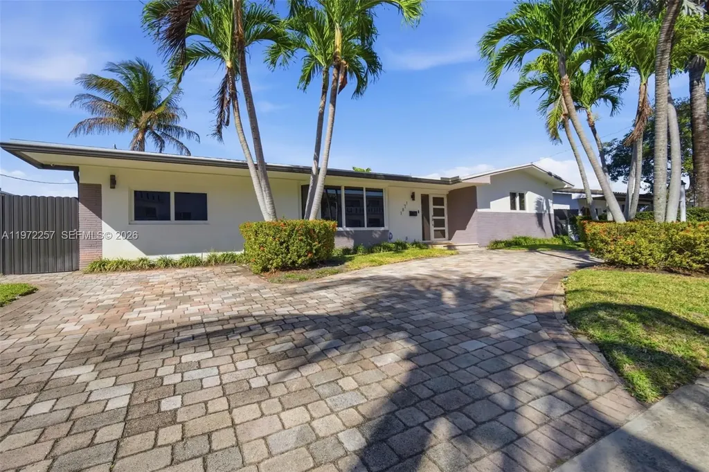 1871 NE 186th Street North Miami Beach FL 33179