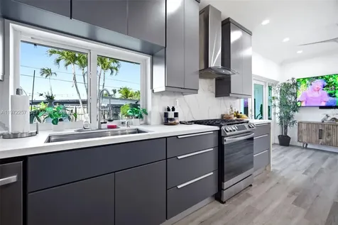 1871 NE 186th Street North Miami Beach FL 33179