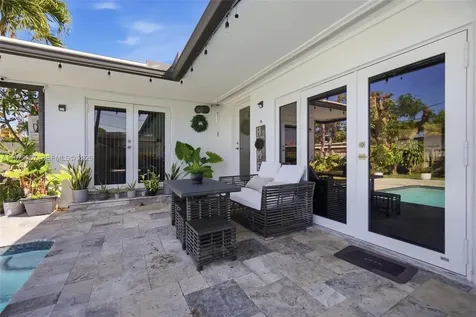 1871 NE 186th Street North Miami Beach FL 33179