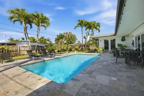 1871 NE 186th Street North Miami Beach FL 33179