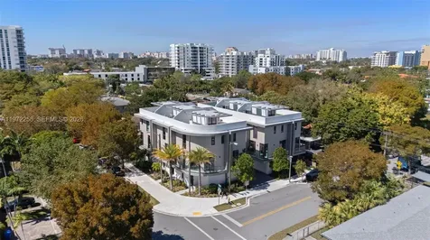 2688 SW 25th Avenue Miami FL 33133