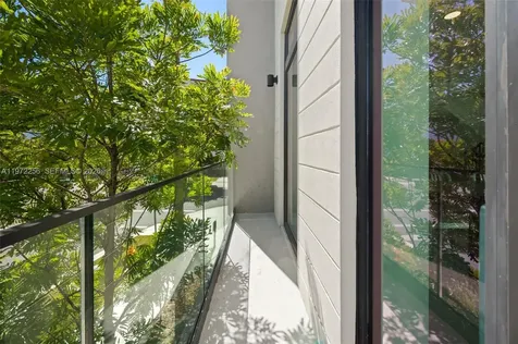 2688 SW 25th Avenue Miami FL 33133