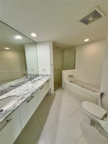 55 SE 6th Street Miami FL 33131