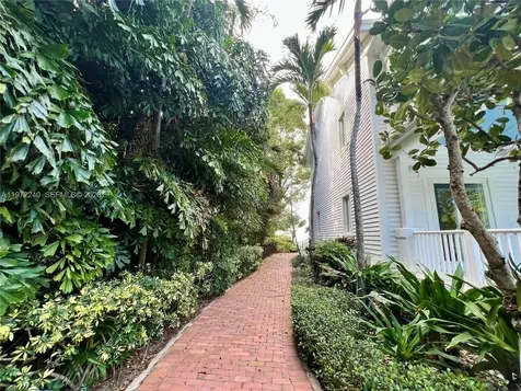 20 Avacado Street Islamorada FL 33036