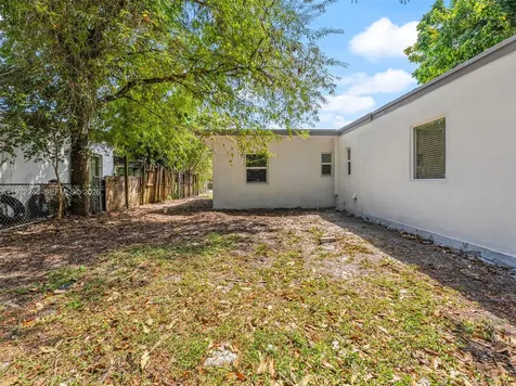120 Seaman Avenue Opa-Locka FL 33054