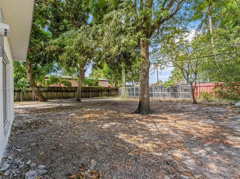 120 Seaman Avenue Opa-Locka FL 33054