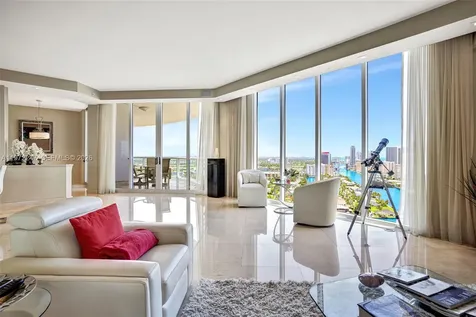 21200 Point Place Aventura FL 33180