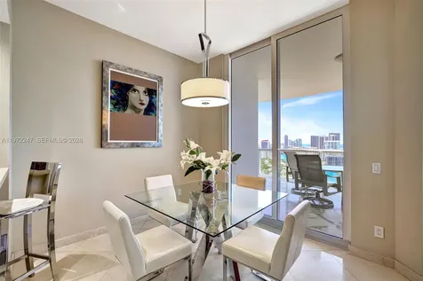 21200 Point Place Aventura FL 33180
