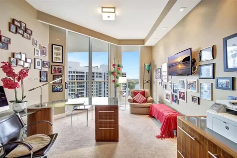 21200 Point Place Aventura FL 33180