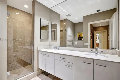 21200 Point Place Aventura FL 33180