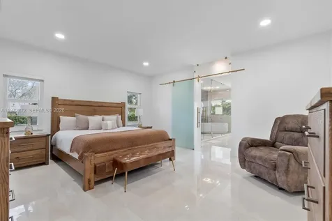 135 SW 125th Avenue Miami FL 33184