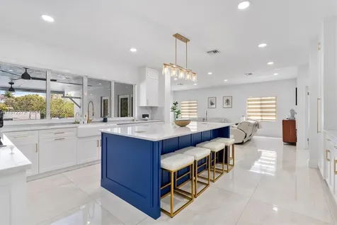 135 SW 125th Avenue Miami FL 33184