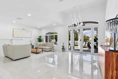 135 SW 125th Avenue Miami FL 33184