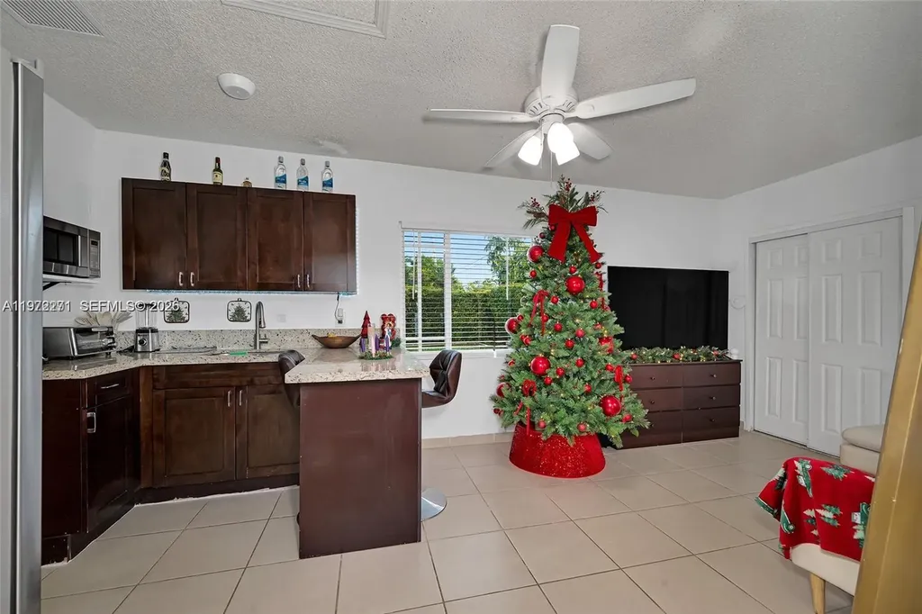 7420 SW 31st Street Miami FL 33155