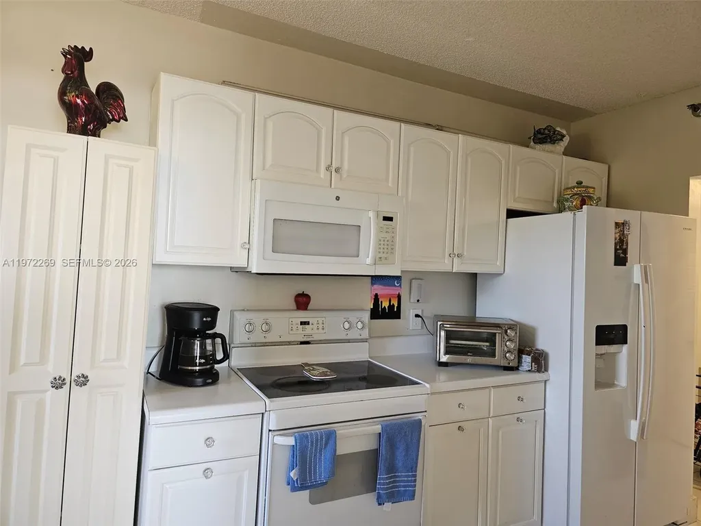 3850 Washington Street Hollywood FL 33021