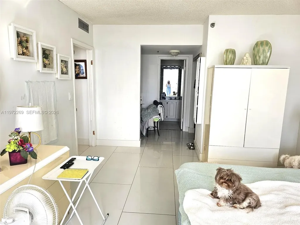 3850 Washington Street Hollywood FL 33021
