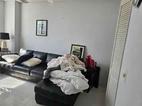 3850 Washington Street Hollywood FL 33021