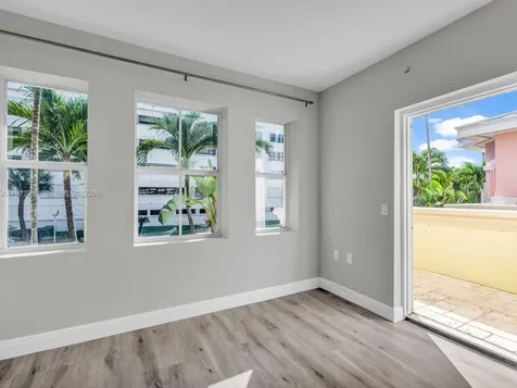 2051 SE 3rd Street Deerfield Beach FL 33441