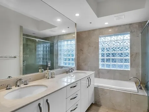 2051 SE 3rd Street Deerfield Beach FL 33441