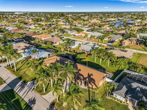 4841 SW 24th Place Cape Coral FL 33914