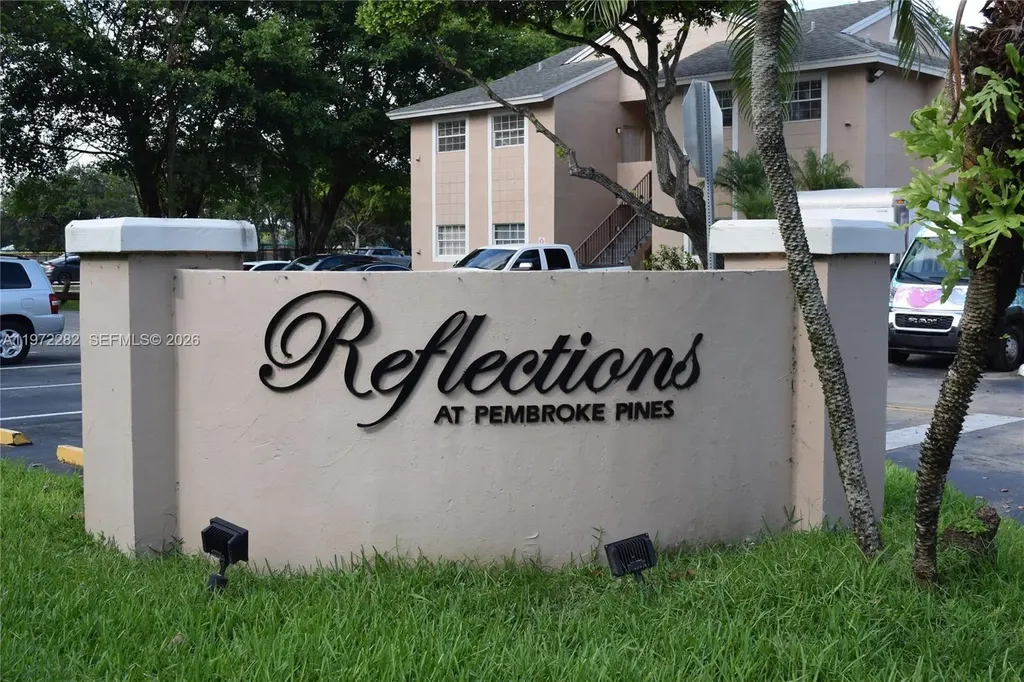 2391 NW 96th Terrace Pembroke Pines FL 33024