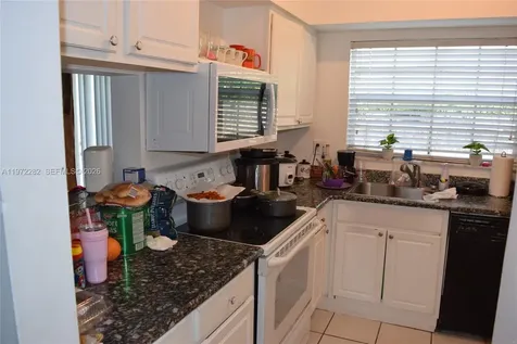 2391 NW 96th Terrace Pembroke Pines FL 33024