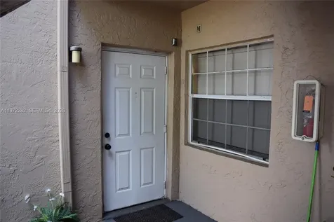 2391 NW 96th Terrace Pembroke Pines FL 33024