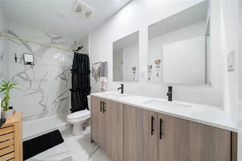 209 NW 13th Place Florida City FL 33034