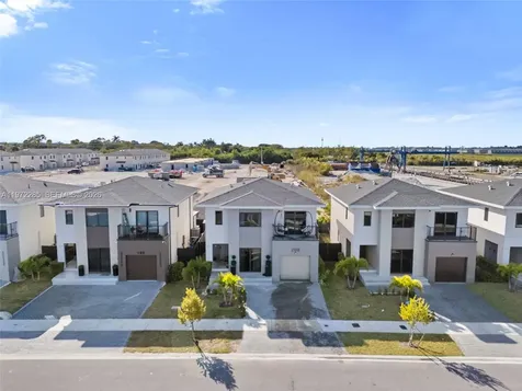 209 NW 13th Place Florida City FL 33034