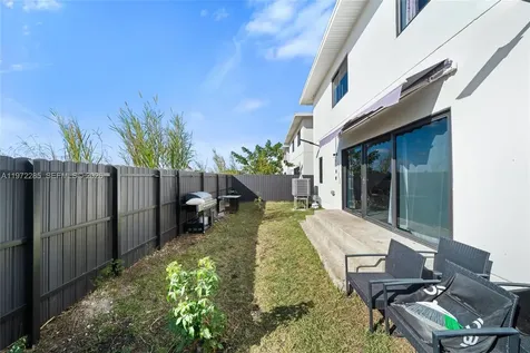 209 NW 13th Place Florida City FL 33034