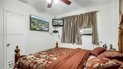 3049 NW 51st Street Miami FL 33142