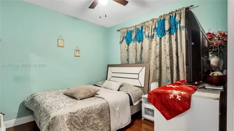3049 NW 51st Street Miami FL 33142