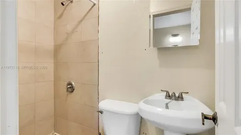 3049 NW 51st Street Miami FL 33142
