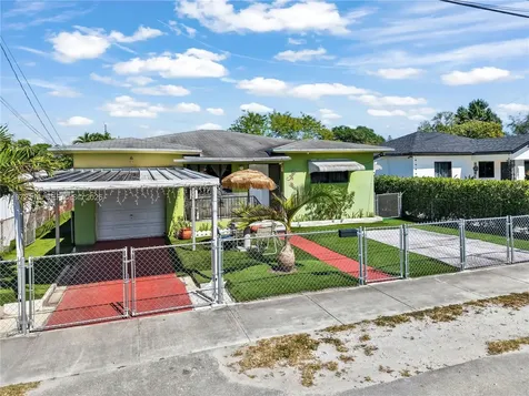 3049 NW 51st Street Miami FL 33142