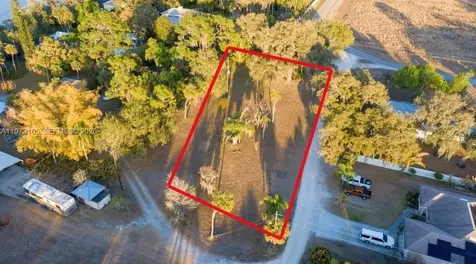 2014 Fort Denaud Road LaBelle FL 33935