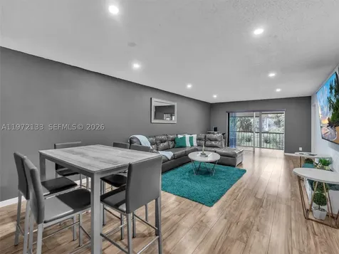 6201 N Falls Cir Drive Lauderhill FL 33319