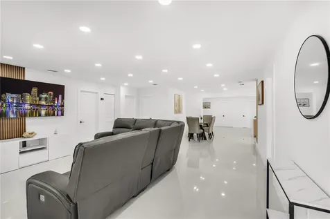 348 NE 117th Street Miami FL 33161