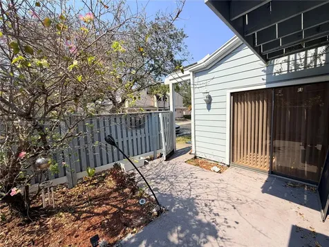 1818 Racquet Court North Lauderdale FL 33068