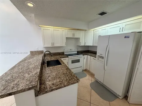 1818 Racquet Court North Lauderdale FL 33068