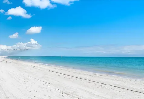 2602 E Hallandale Beach Boulevard Hallandale Beach FL 33009