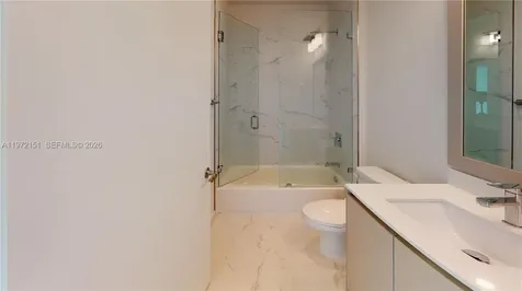 2555 NE 193rd Street Miami FL 33180