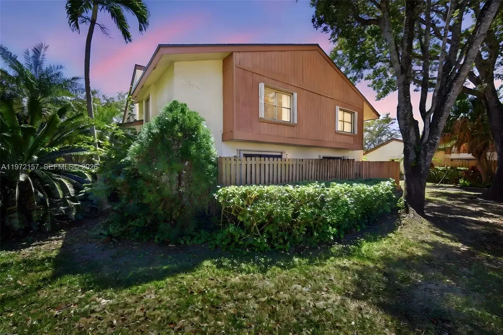 11483 SW 109th Road Miami FL 33176
