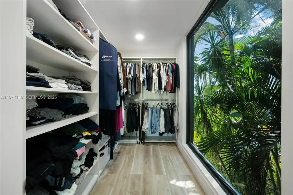 3068 NE 49th Street Fort Lauderdale FL 33308