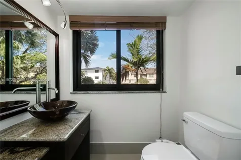 3068 NE 49th Street Fort Lauderdale FL 33308