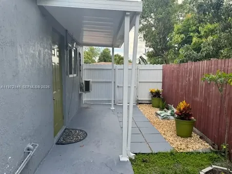 6471 SW 27th Street Miramar FL 33023