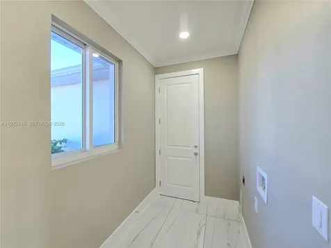 1219 Hibiscus Lehigh Acres FL 33972
