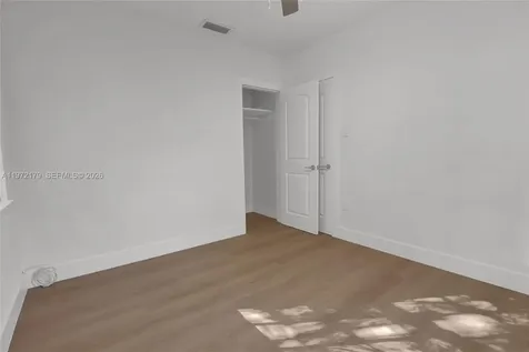 5111 SW 73rd Terrace Miami FL 33143
