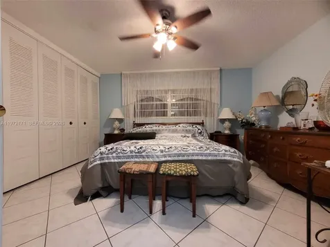 4801 NW 34th Street Lauderdale Lakes FL 33319