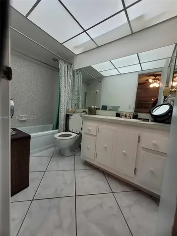 4801 NW 34th Street Lauderdale Lakes FL 33319